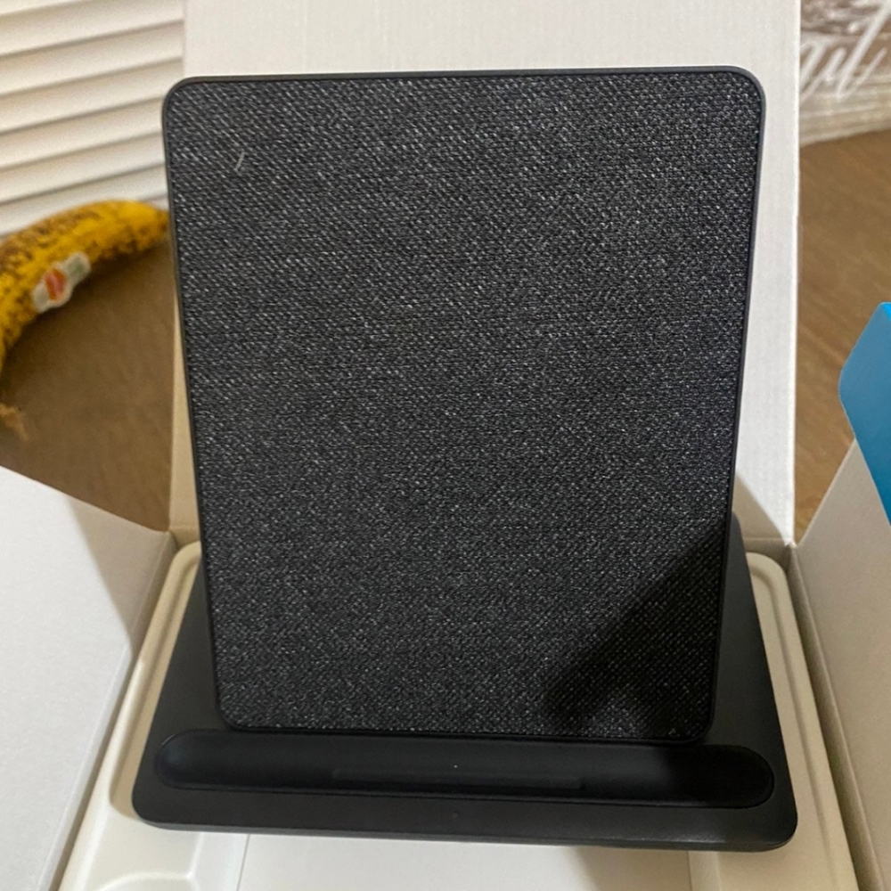 Kindle Paperwhite Signature Wireless Charger